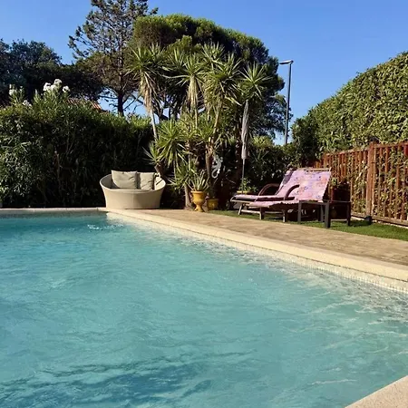 625 Avec Piscine *